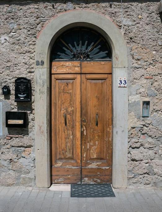 Апартаменти Casa Del Borgo Antico Поджібонсі Екстер'єр фото